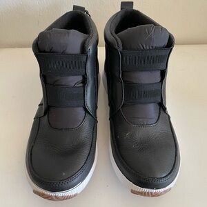 Sorel Black Leather Sneaker Boots New with Tags size 11W